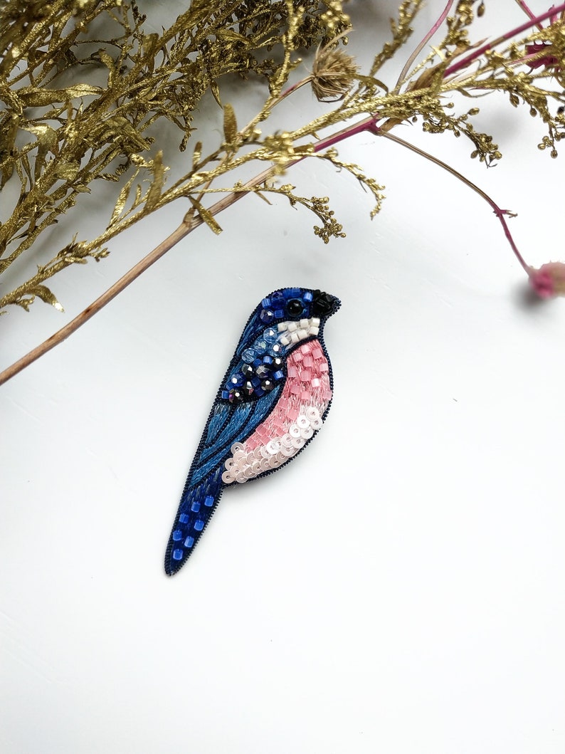 Embroidered bird brooch small dark blue bird pin handmade seed beaded bird jewelry gift for her bird lover gift bird brooch beaded unique image 2