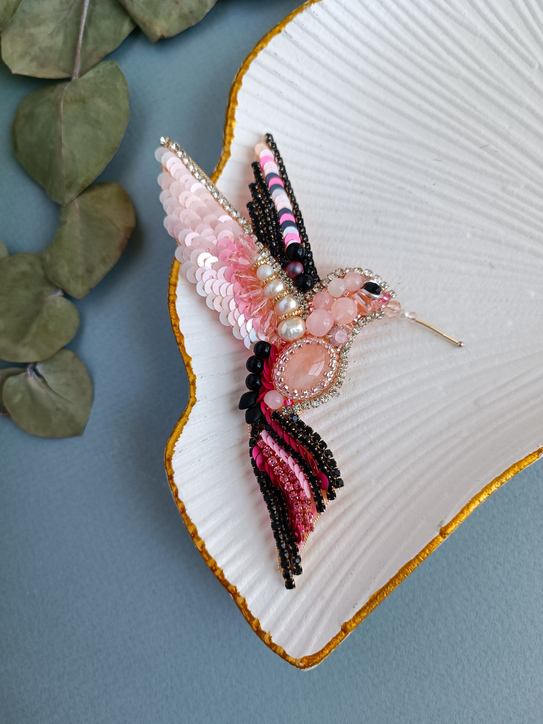 Beaded hummingbird brooch bird pin jewelry embroidered lapel pin colibri brooch handmade gift for her bird lover gift summer accessories - Thumbnail 5