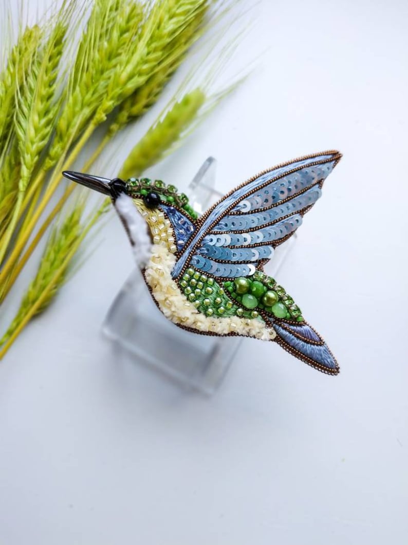 Beaded hummingbird brooch bird pin jewelry embroidered lapel pin colibri brooch handmade gift for her bird lover gift summer accessories image 3