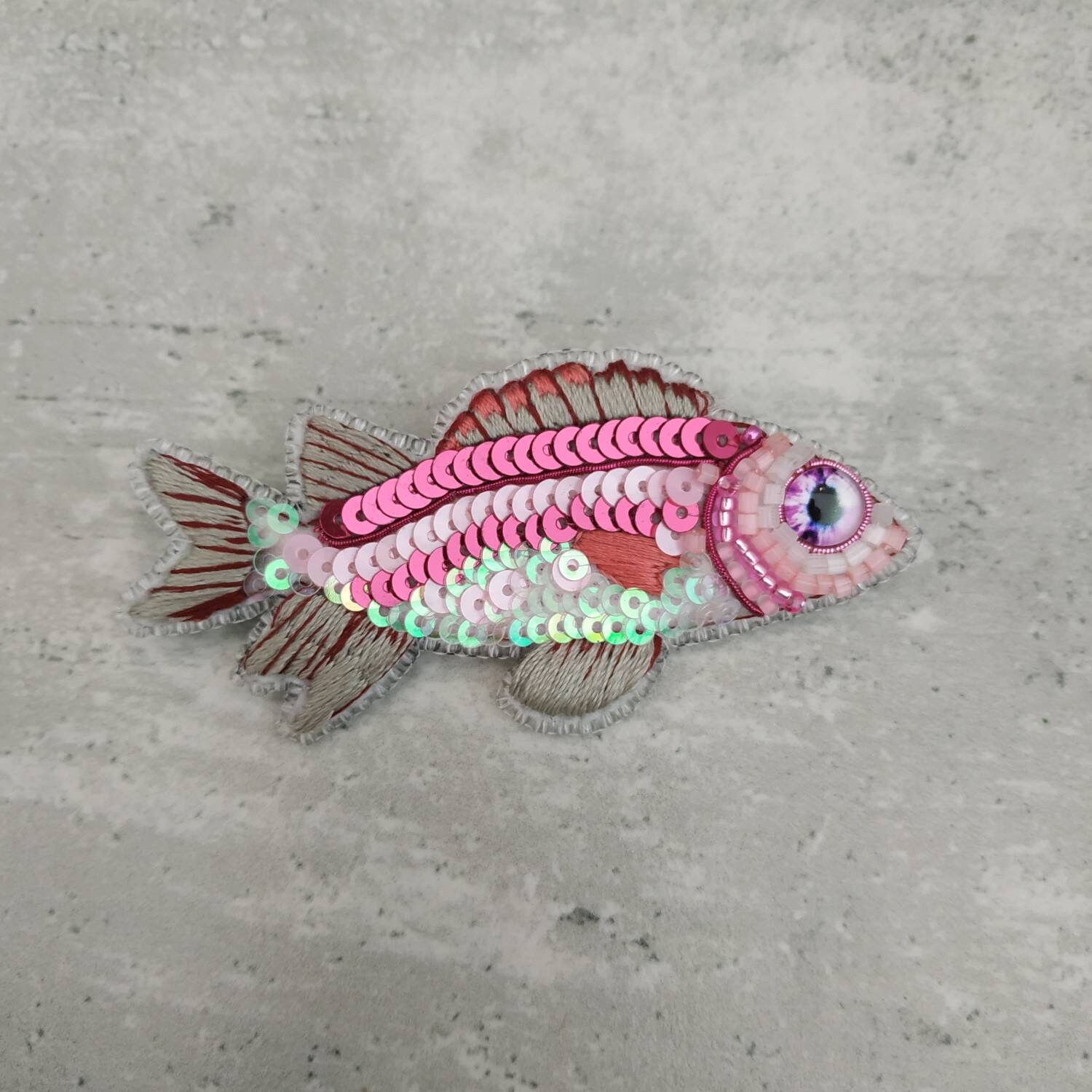 Beaded fish brooch embroidered with silk threads, seed beads and canitelle made in Ukraine - Thumbnail 7
