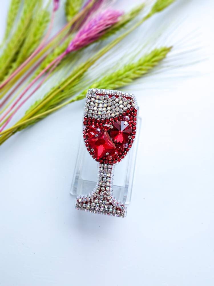 Beaded glass brooch red, wine lover gift, wine jewelry, red wine, glass pin - Thumbnail 3