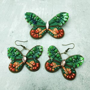 Parure de bijoux brodés composé d'une broche et de boucles d'oreilles, bijoux papillon boucles d'oreilles papillon vert épingle insecte image 4