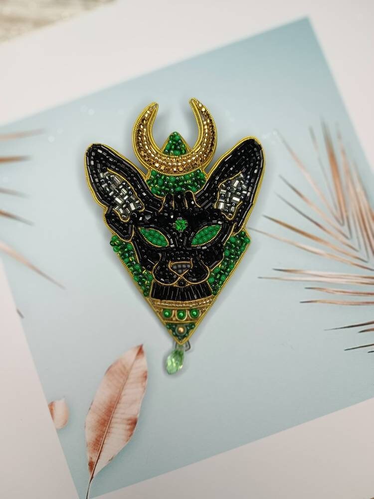 Beaded Bastet brooch egyptian god pin black cat jewelry cat unique gift for her made in Ukraine embroidered jewelry - Thumbnail 4