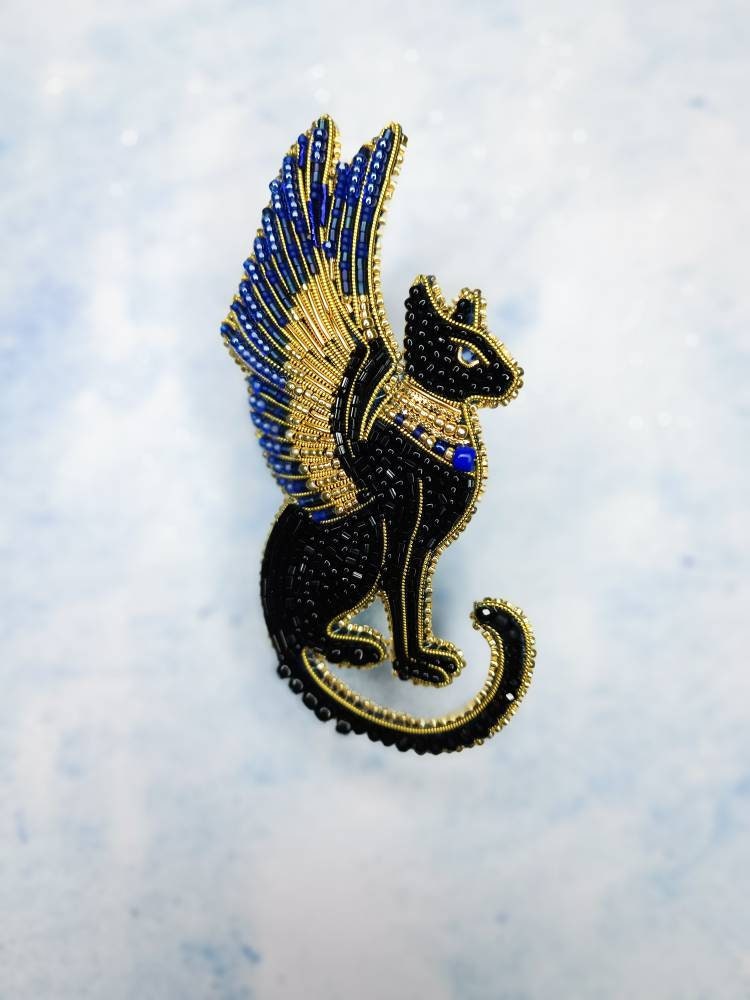 Beaded Bastet brooch egyptian god pin black cat jewelry flying cat unique gift for her made in Ukraine embroidered jewelry - Thumbnail 3