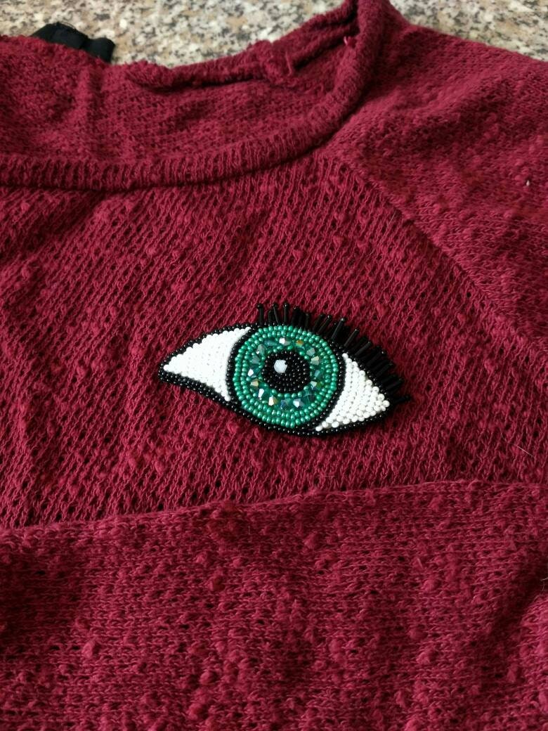 Beaded eye brooch, evil eye gift for her, embroidered green eye jewelry, handmade accessories - Thumbnail 6