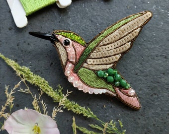 Embroidered bird brooch seed beaded hummingbird pin cotton brooch bird lover gift bird jewelry green bird pin sequins bird gift for her