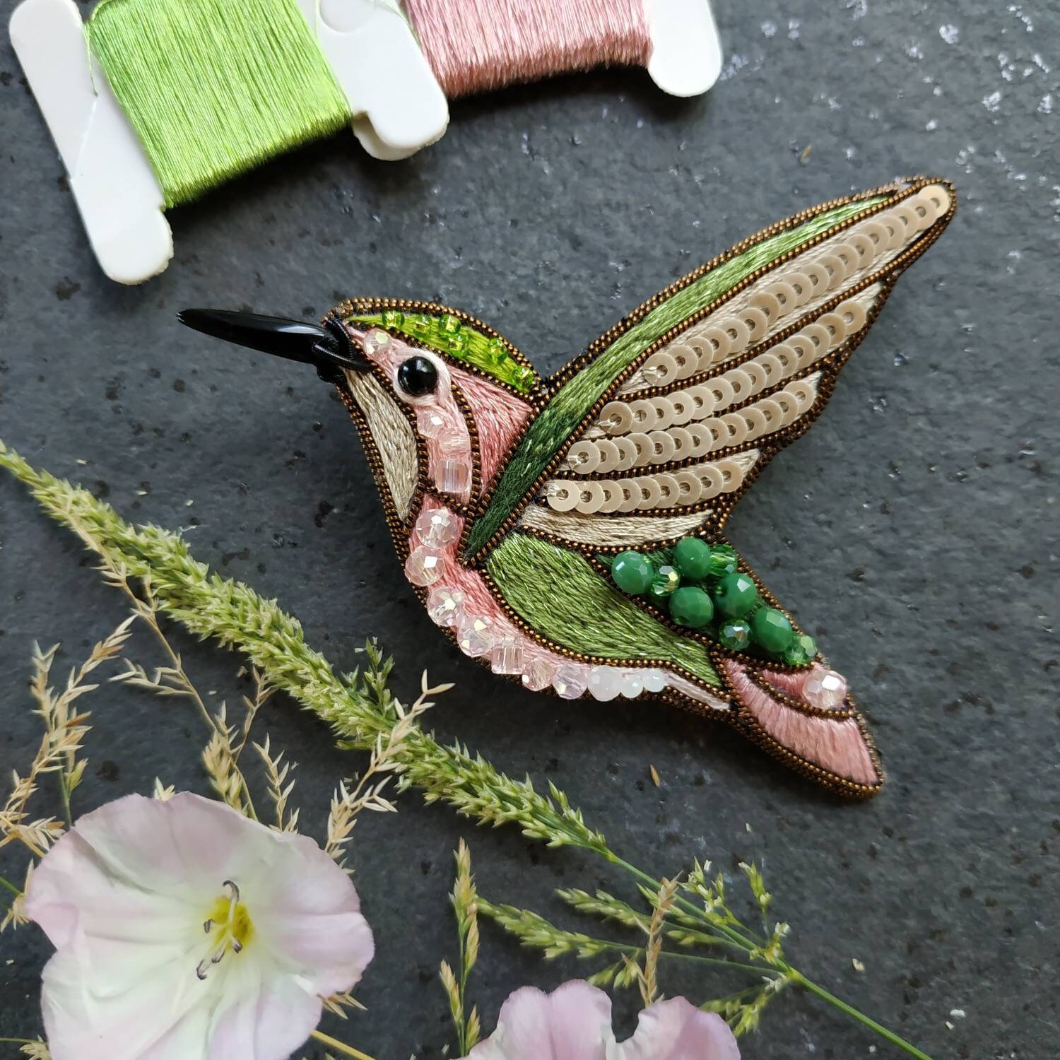Embroidered bird brooch seed beaded hummingbird pin cotton brooch bird lover gift bird jewelry green bird pin sequins bird gift for her