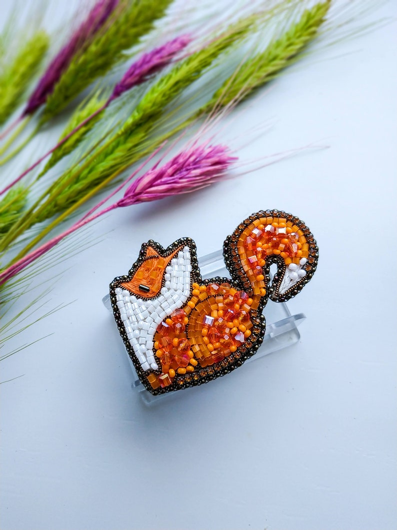 Beaded fox brooch orange fox pin handmade embroidered fox art animal brooch unique jewelry birthday gift for her Christmas gift image 3