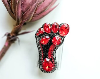 Embroidered foot brooch, beaded brooch, podologist gift, unique jewelry, crystal pin