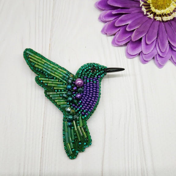 Beaded hummingbird brooch pin embroidered gift for her bird lover jewelry brooch handmade unique gift green and pirple bird colibri pin - Thumbnail 3
