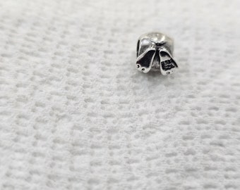 authentic      Pandora moments  froggie charm