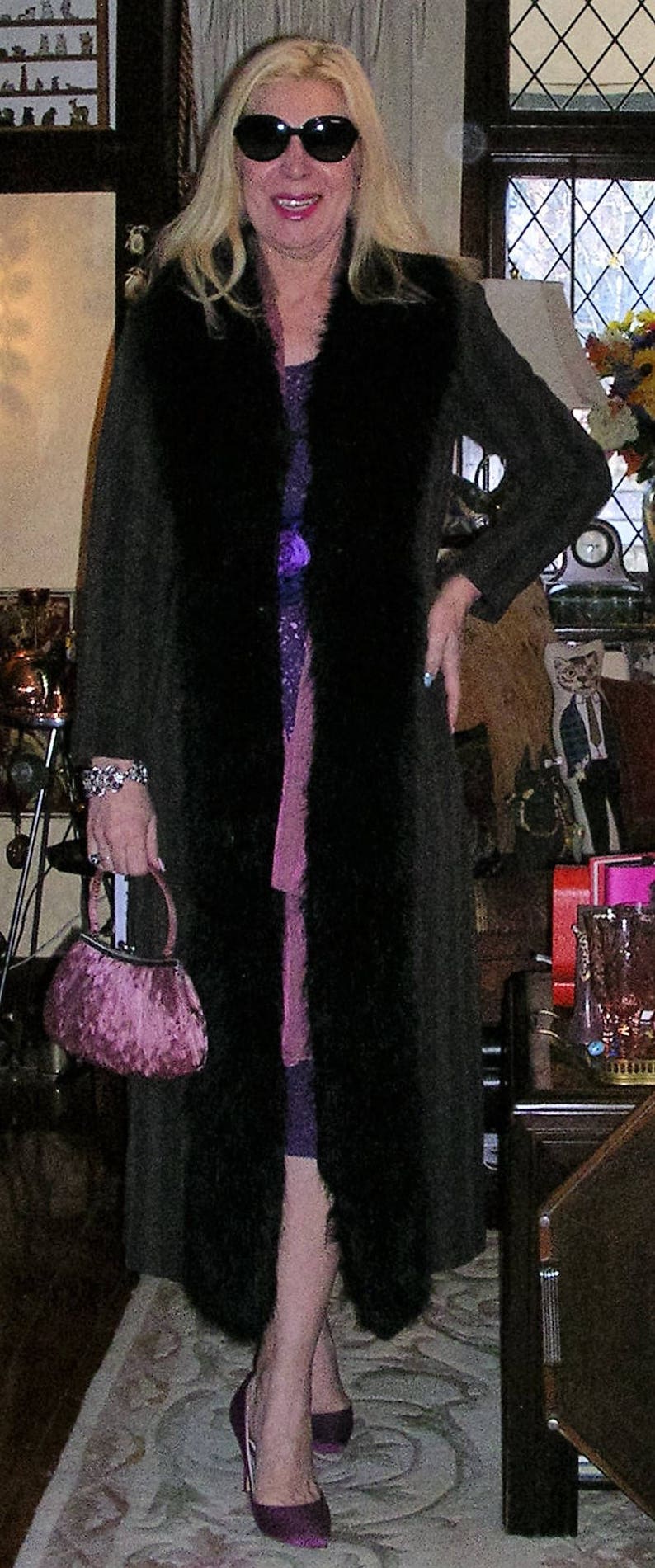 MEDIUM 12 Vintage 90/'s brown /& black chevron pattern velour satin lined stunning dress coat by Riki Nathan ft plush faux fur trims size