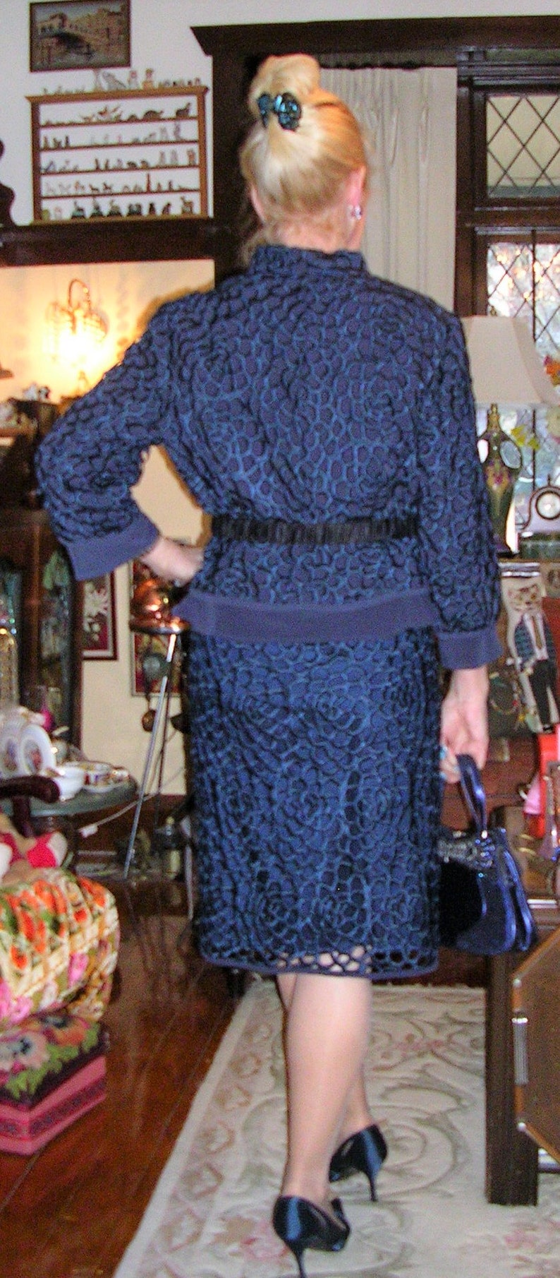size Australia Vintage 1990/'s navy blue satin lined corded lacejersey 2 piece button-up pencil skirt suit by George Gross medium 14