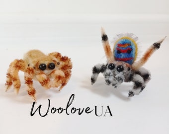 Set of two needle felted tiny jumping spider female and male couple/realistic lifelike toy/halloween gift/needle felted animal/custom order