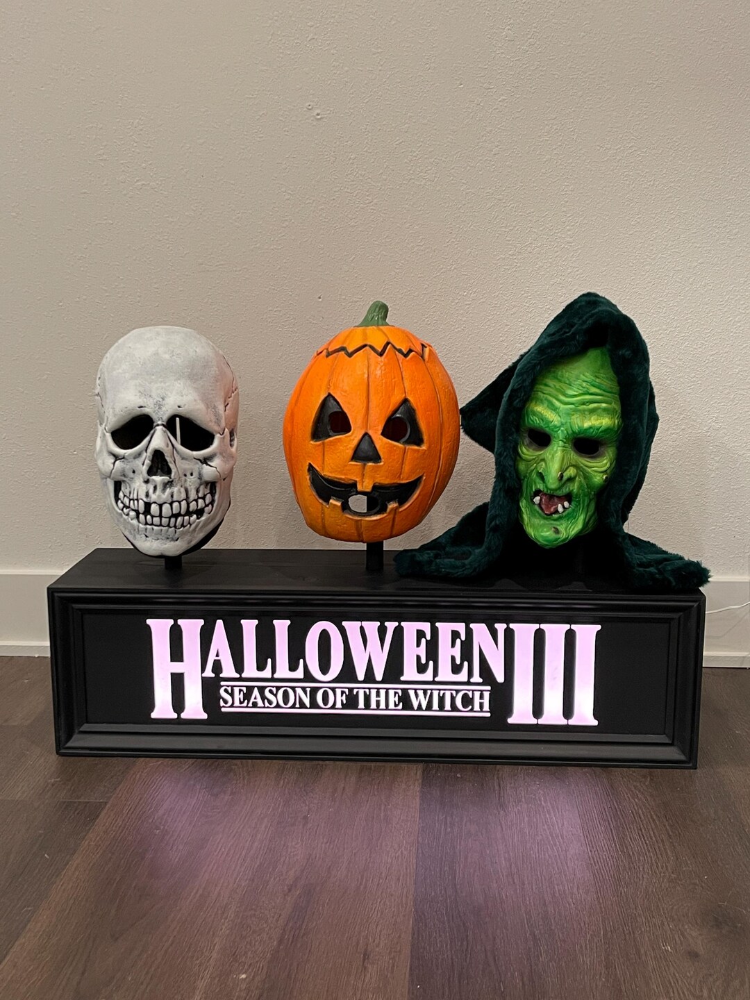 Halloween 3 Light up Mask Stand 3 Mask Display (masks NOT Included ...