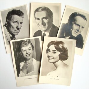 Cartões postais soviéticos vintage dos anos 60 de atores famosos, conjunto de 5, cartões colecionáveis em preto e branco, feitos na URSS