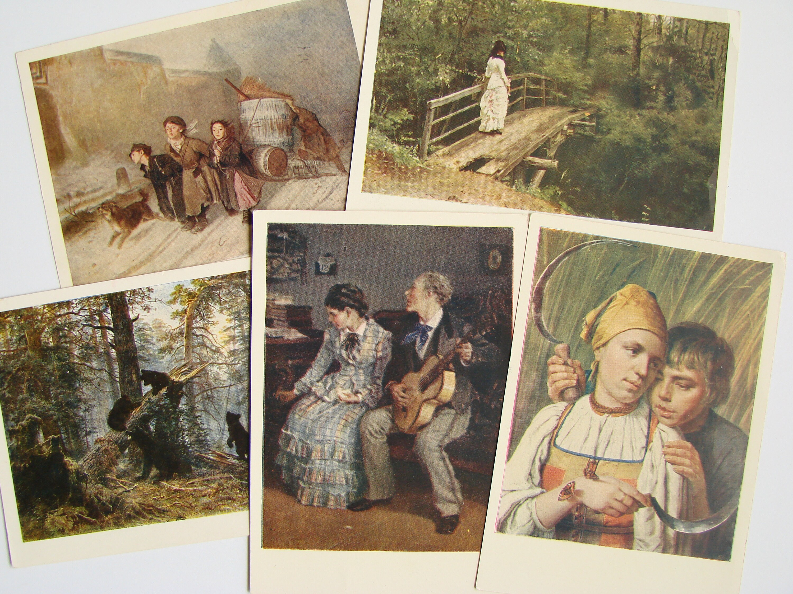 Russian Art Portfolios, Museum Souvenirs, Miniature Art Prints, Postcards 