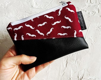 Mini-Etui | kleine Geldbörse | Portemoinee | Kleinkram | Baumwolle | Kunstleder | Moustache | Bordeaux