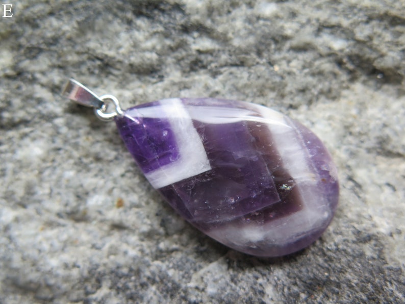 Magic Chevron Amethyste Cabochon Pendant with 925 Silver unterschiedliche Exemplare Anhänger E