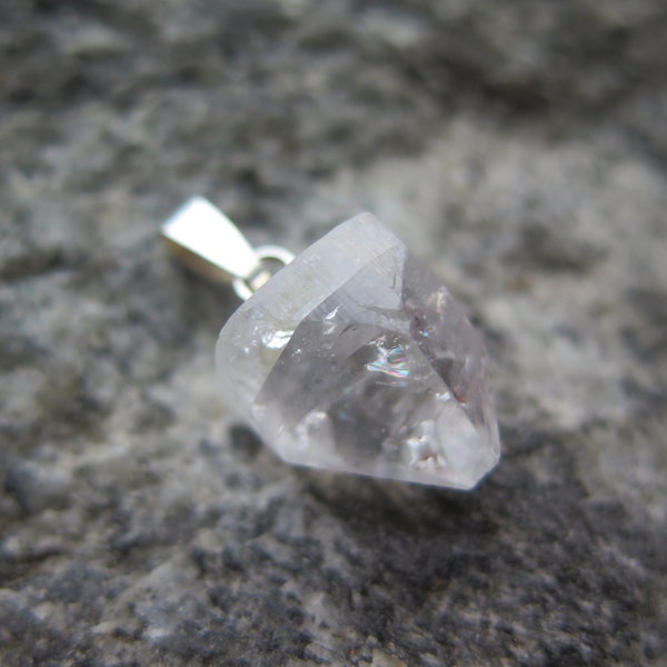 White Apophyllite Pendant with 925 Silver -unterschiedliche Exemplare-