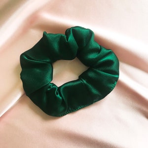 Emerald Green 19 Momme Mulberry Silk Satin Hair Elastic Scrunchie- Sewn in the UK