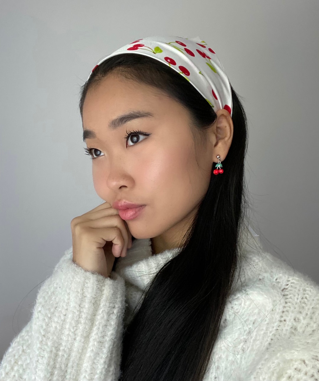 Foulard triangolare Audrey in seta elasticizzata 19 momme con