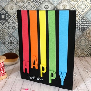 carte d'anniversaire faite mains joyeux anniversaire carte couleurs peinture