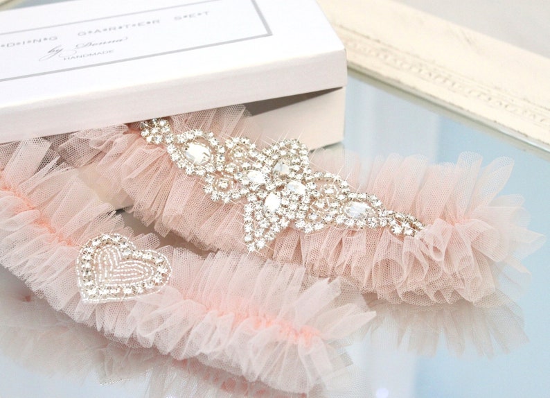 blush garter set, blush pink garter set, blush pink wedding garter set, bling garter set, crystal garter set, blush tulle garter set, gatsby image 3