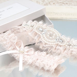 blush pink lace garter set, blush pink tulle garter set, blush pink garter set, blush pink wedding garter set, blush rose wedding garter set image 2