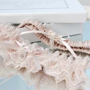 Blush rose lace and tulle wedding garter set, blush lace garter set, blush tulle garter set, blush pink bridal garter set, plus size garter