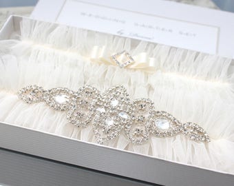 ivory tulle wedding garter set with crystals, ivory bling garter set, ivory gatsby garter set, crystal garter set, ivory tulle garter set