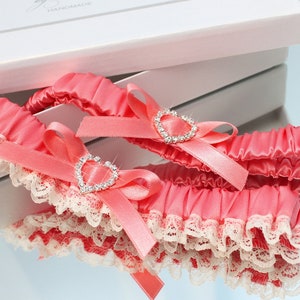 coral and ivory lace garter set, coral wedding garter set, coral wedding, coral garter, coral garter set, coral plus size garter set