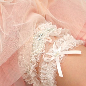 blush pink lace garter set, blush pink tulle garter set, blush pink garter set, blush pink wedding garter set, blush rose wedding garter set image 6