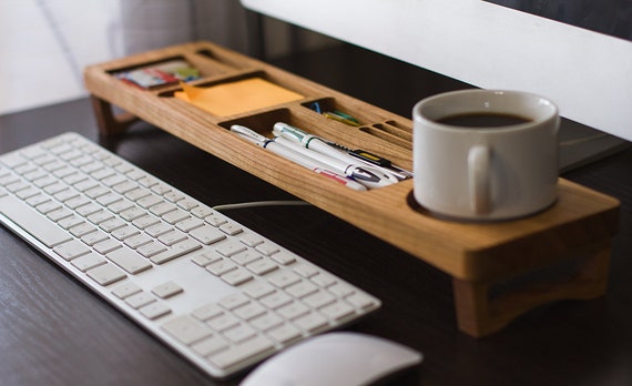 office desk accessories