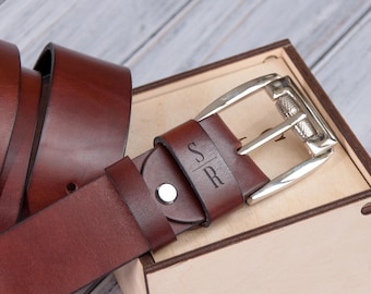 Personalized Leather Belt, Fathers Day Gift for Dad from Wife, Dad Birthday Gift, Mens Leather Accessories for Wedding, Engraved Mens Belt