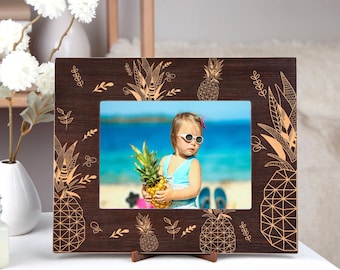 Pineapple Picture Frame Tropical Wood Photo Frame Vacation Gifts Idea for Coworker Engraved Frame Housewarming Gift 4x6 Rustic Picture Frame