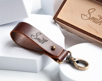 Custom Leather Keychain, Personalized Chrismas Gift, Engraved Key Fob, Leather Gift for Dad from Daughter, Name Key Chain, Mens Gifts