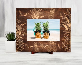 Pineapple Picture Frame Tropical Wood Photo Frame Vacation Gifts Idea for Coworker Engraved Frame Housewarming Gift 4x6 Rustic Picture Frame