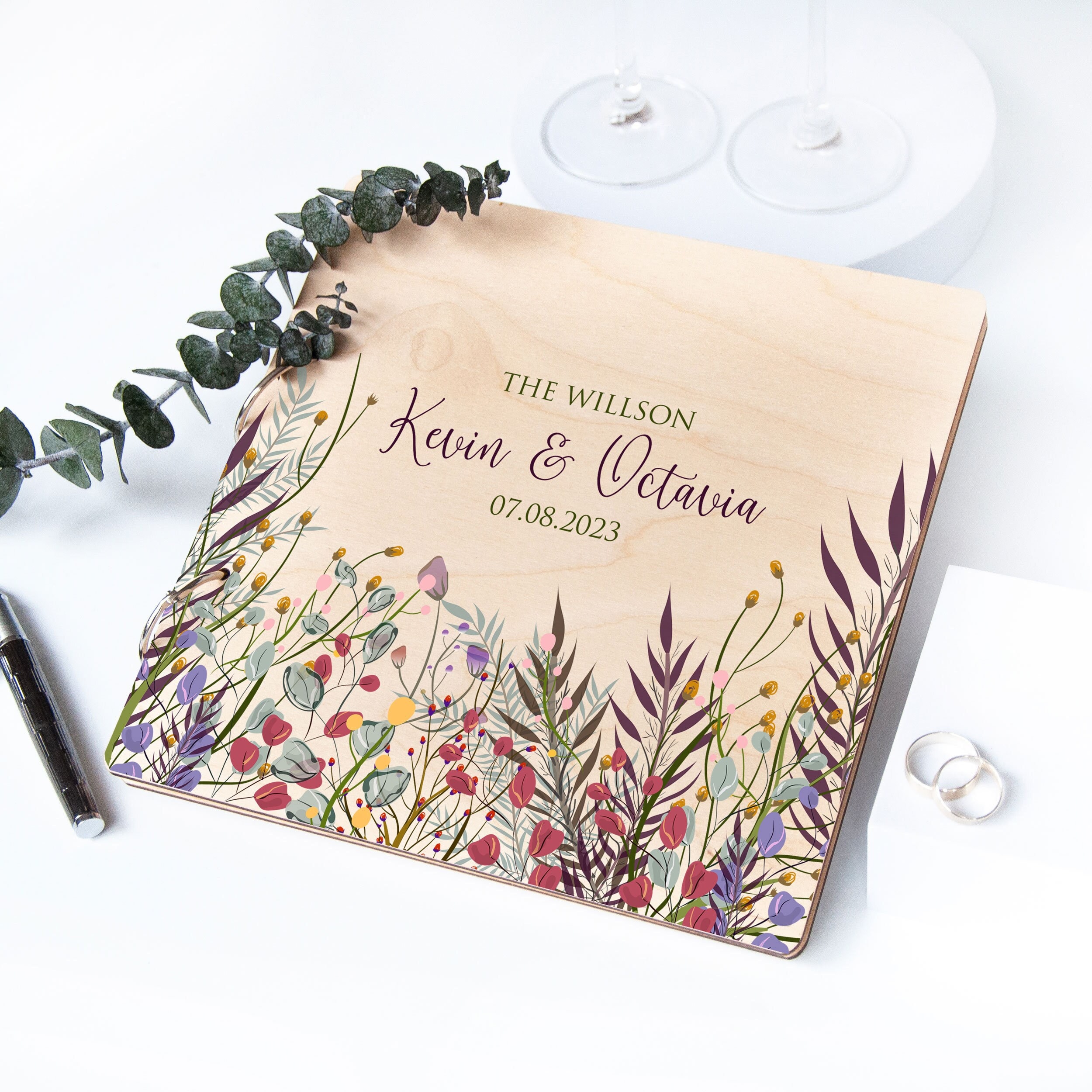 Wedding Guest Book with Wildflowers Wooden Guest Book for Wedding Reception Wedding Sign In Book with Floral Design Dainty Guestbook Album