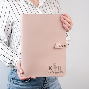 Personalized Leather Portfolio Christmas Gifts for Women Custom Leathr Padfolio with Legal Pad Business Christmas Gifts for Wife Mom Sister