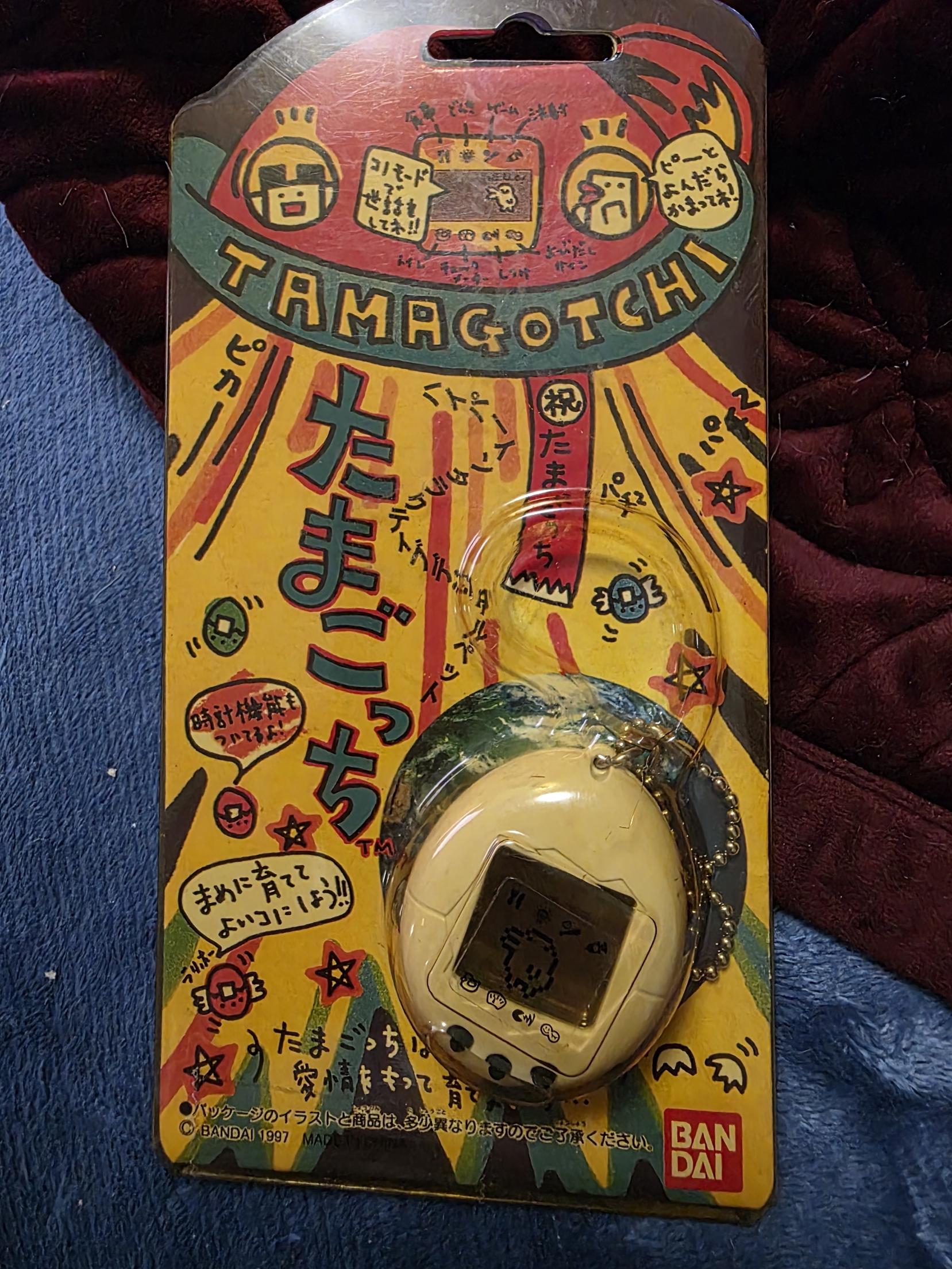 BANDAI TAMAGOTCHI 1997年製 BANDAI たまごっち 1997年製 未開封 - メルカリ