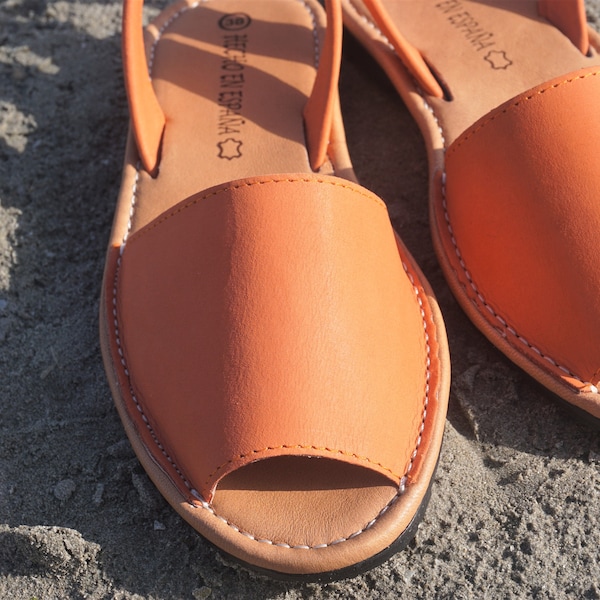 Orange summer shoes for women / Leather sandals made with spanish leather/ Flat leather sandals / Handmade open toe sandals for women
