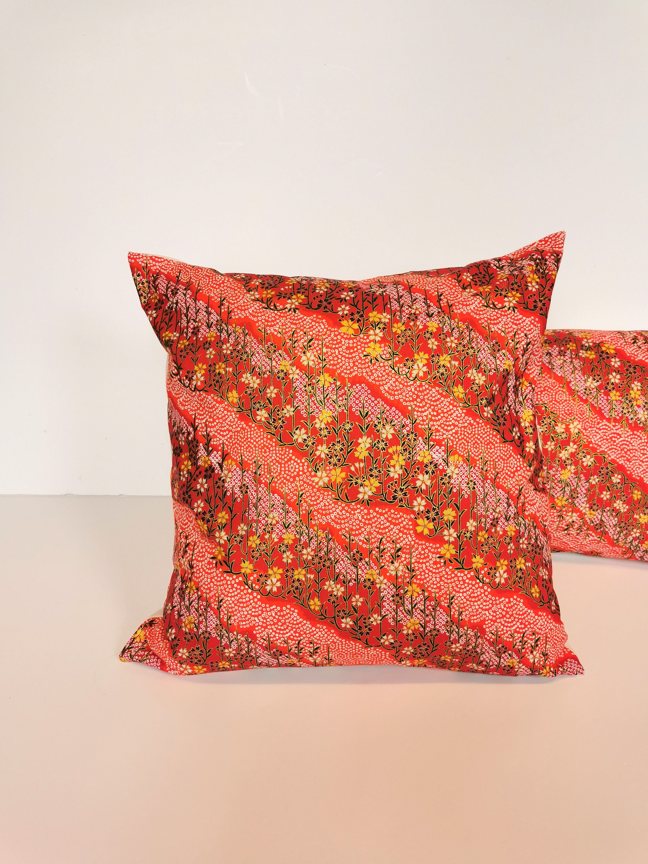 Housse de Coussin, Tissu Japonais, Jardin Rouge Orangé, Carrée, 40 X cm, 15 X 15