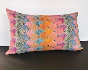 Ultra modern multicolored Japanese fabric rectangular cushion cover by artist Yumi Yoshimoto, 30 x 50 cm, 12 &quot;x 20&quot;