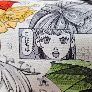 Mangas, housse de coussin en tissu jacquard épais, bande dessinée autour des femmes mangas, noir et blanc, touches rouge, bleu et jaune image 6