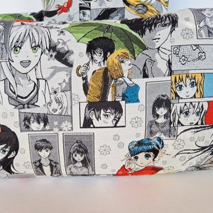 Mangas, housse de coussin en tissu jacquard épais, bande dessinée autour des femmes mangas, noir et blanc, touches rouge, bleu et jaune image 9