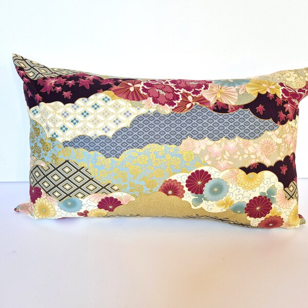 Housse de coussin japonais, nuages avec feuilles d'érables, coussin doré,  coussin rectangulaire, Dim 50 x 30 cm