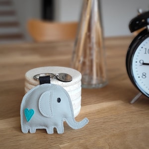 Cute Grey Elephant Keychain, Elephant Bag Charm,Faux Leather Animal Keychain, Lucky Keychain, Gift For Elephant Lover, Handmade Elephant