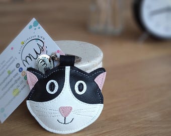 Süße Black & White Katze Schlüsselanhänger, Kunstleder Katze Schlüsselanhänger, Katze Taschenanhänger, Geschenk für Katzenliebhaber, Handgemachte Katze Schlüsselanhänger