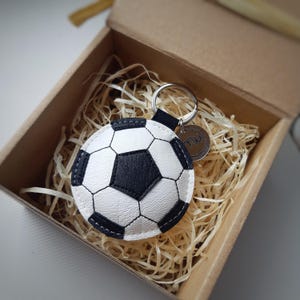 Soccer Ball Keychain, Soccer Ball Bag Charm, Fotball Ball Faux Leather Keychain, Handmade Soccer Ball Keychain, Gift For Soccer Lovers